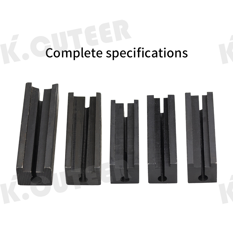 Lathe tool holder for clamping tungsten steel and high-speed steel strip